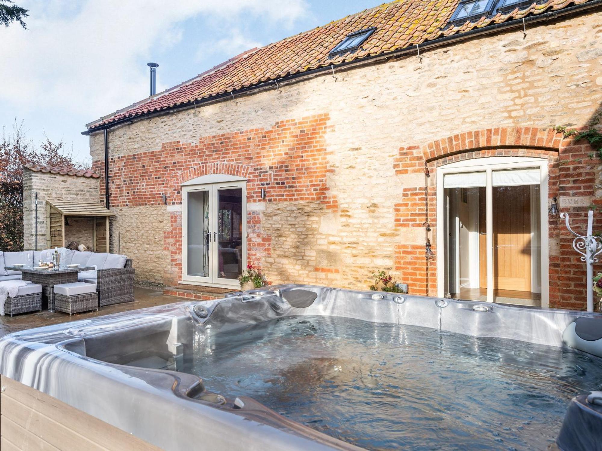 Coach House Villa Rowston Esterno foto